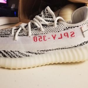 Meet your Posher, Latora